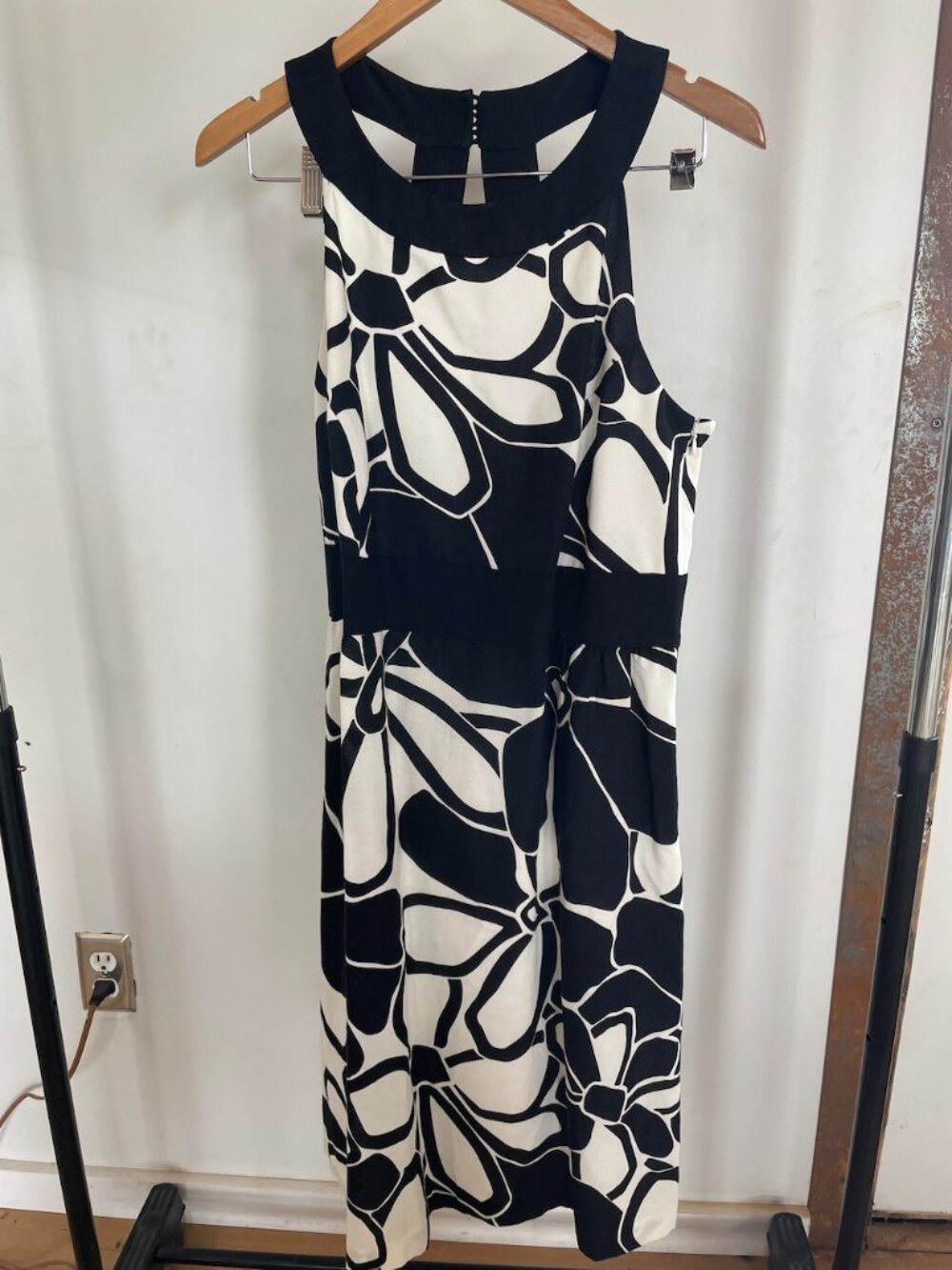 Ann Taylor Black & White Floral Halter Dress Size 12